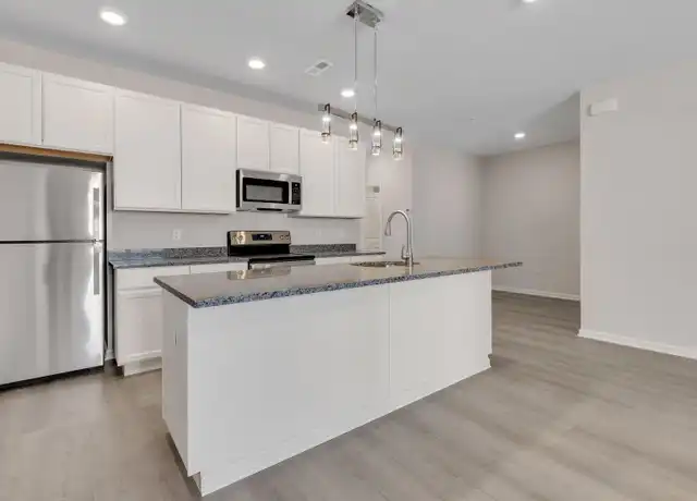 Property at 100 Wildflower Ln Unit 61, Parkesburg, PA, 19365, 2 beds, 2 baths, [object Object]