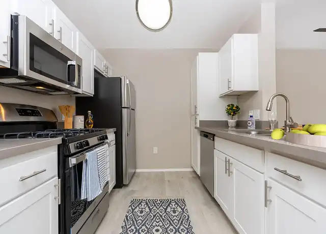 Property at 55+ Community - FountainGlen Seacliff - 7181 Garden Glen Ct, Huntington Beach, CA, 92648, 1-2 bed, 1-2 bath, [object Object]