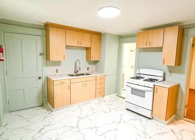 Property at 88 Bagley St Unit 5, St Johnsbury, VT, 05819, 2 beds, 1 bath, [object Object]