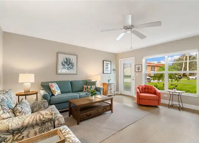 Property at 50 Woodland Dr #102, Vero Beach, FL, 32962, 2 beds, 2 baths, [object Object]