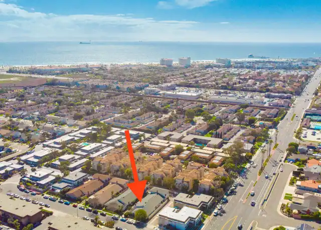 Property at 21031 Lochlea Ln Unit D, Huntington Beach, CA, 92646, 1 bed, 1 bath, [object Object]