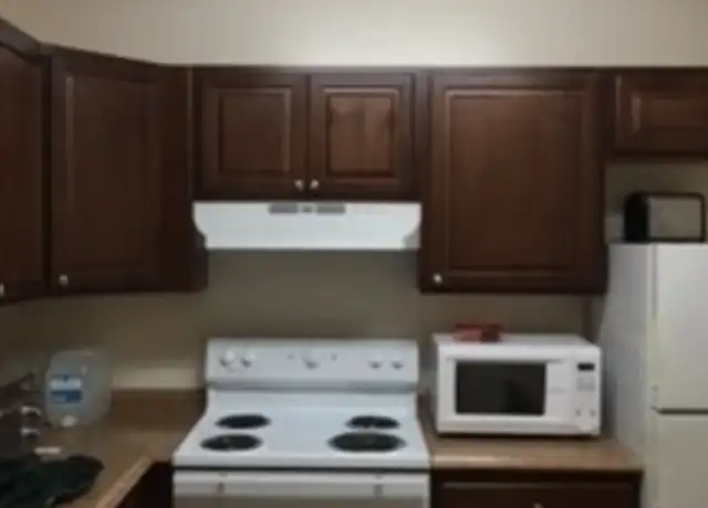 Property at 247 Cypress Ln Unit 247-B05, Palm Springs, FL, 33461, 2 beds, 1 bath, [object Object]