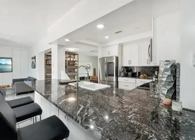 Property at 5511 McKinley St, Hollywood, FL, 33021, 4 beds, 2 baths, [object Object]
