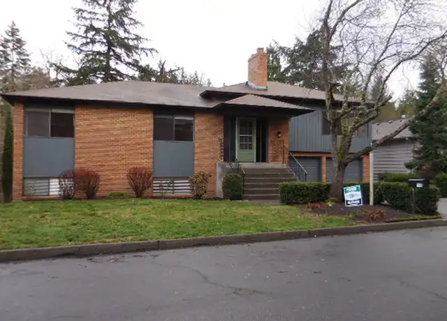 Property at 9908 SW 29th Pl Unit 2, Portland, OR, 97219, 2 beds, 1 bath, [object Object]