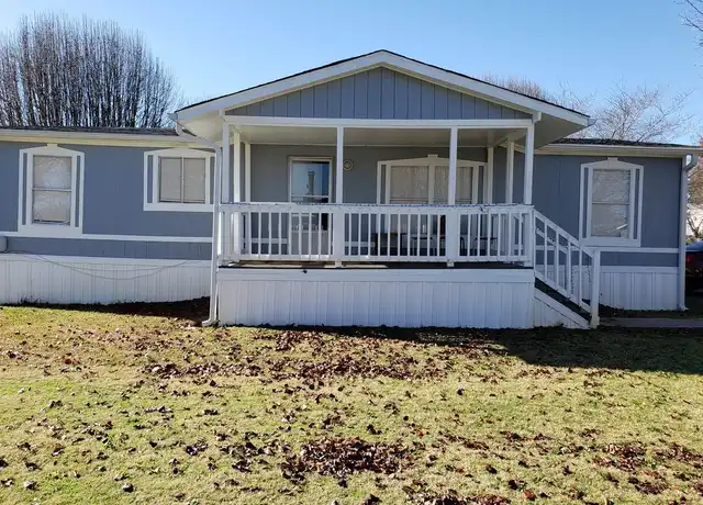 Property at 27 Breezewood Dr, Hampton, GA, 30228, 3 beds, 2 baths, [object Object]