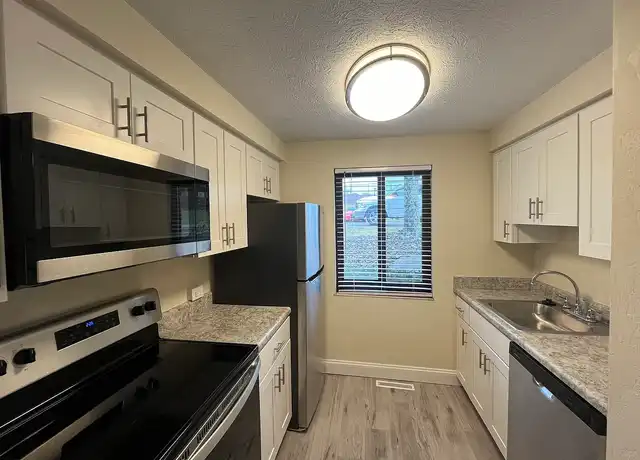 Property at Monroeville Apartments at Deauville Park - 540 Deauville Dr, Monroeville, PA, 15146, 1 bed, 1 bath, [object Object]