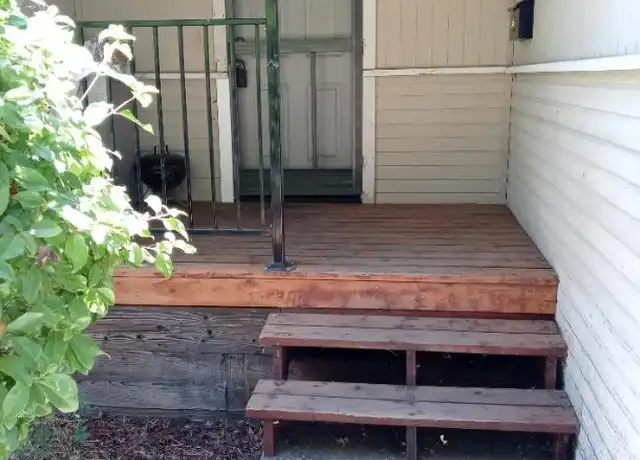 Property at 1051 N Tunis St, Lakeport, CA, 95453, 2 beds, 1 bath, [object Object]