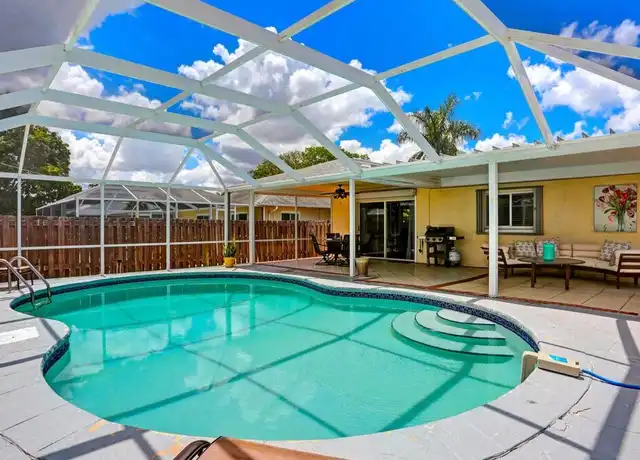 Property at 625 97th Ave N, Naples, FL, 34108, 3 beds, 2 baths, [object Object]