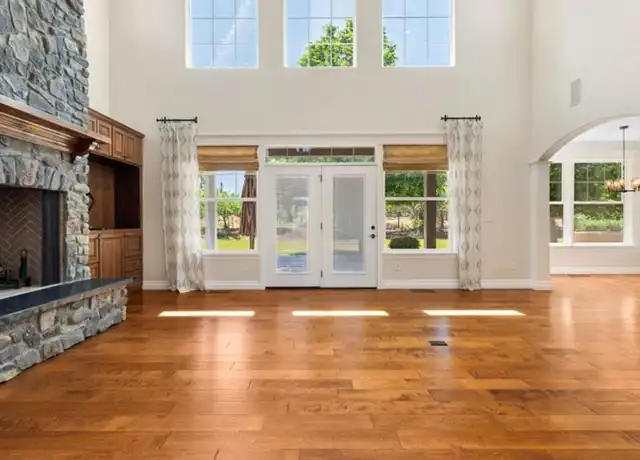 Property at 64420 Bailey Rd, Bend, OR, 97703, 4 beds, 3 baths, [object Object]