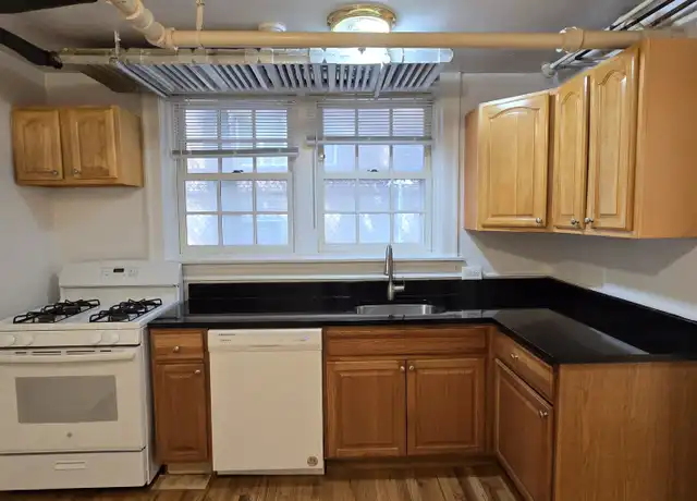 Property at 1454 Oak Ave Unit G, Evanston, IL, 60201, 1 bed, 1 bath, [object Object]