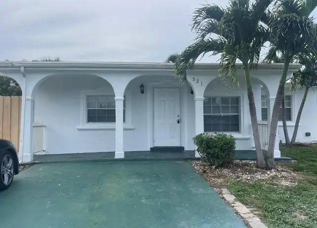 Property at 521 Brown Rd, Lantana, FL, 33462, 4 beds, 2 baths, [object Object]