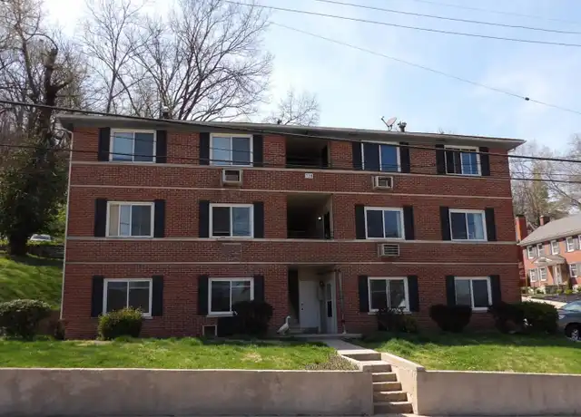 Property at 720 Woodland Ave Unit 4, Frankfort, KY, 40601, 1 bed, 1 bath, [object Object]