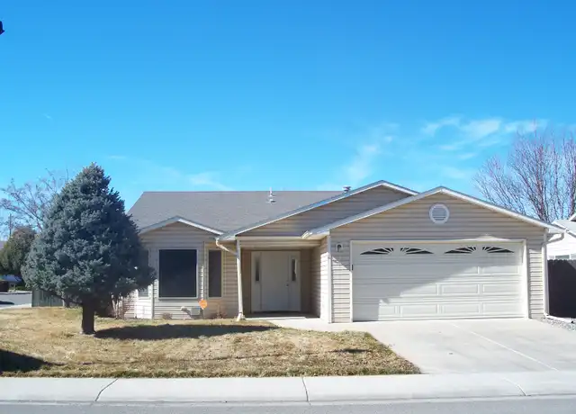 Property at 251 Gloucester Cir E, Grand Junction, CO, 81503, 3 beds, 2 baths, [object Object]