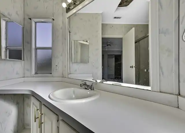 Property at 7132 Wilcox Dr, Hudson, FL, 34667, 2 beds, 2 baths, [object Object]