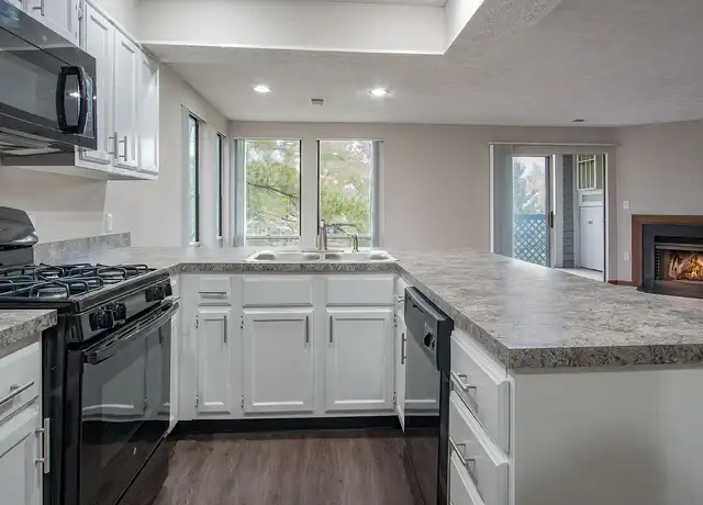 Property at 5680 Hibernia Dr, Columbus, OH, 43232, 1-2 bed, 1-1.5 bath, [object Object]