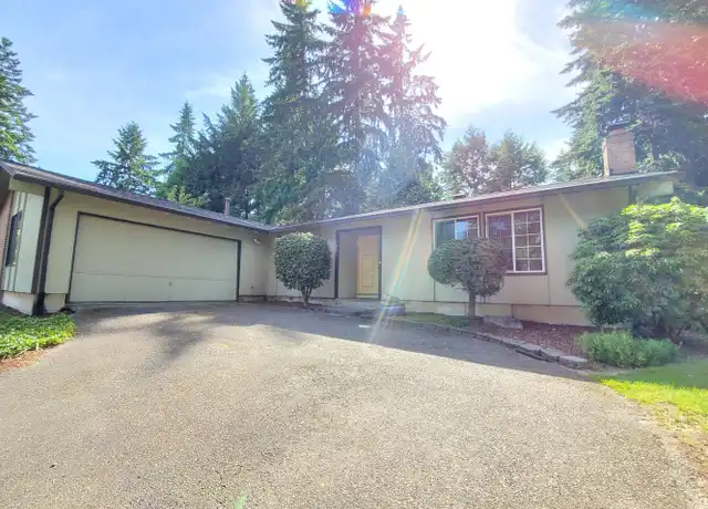 Property at 2811 182nd Ave NE, Redmond, WA, 98052, 3 beds, 2 baths, [object Object]