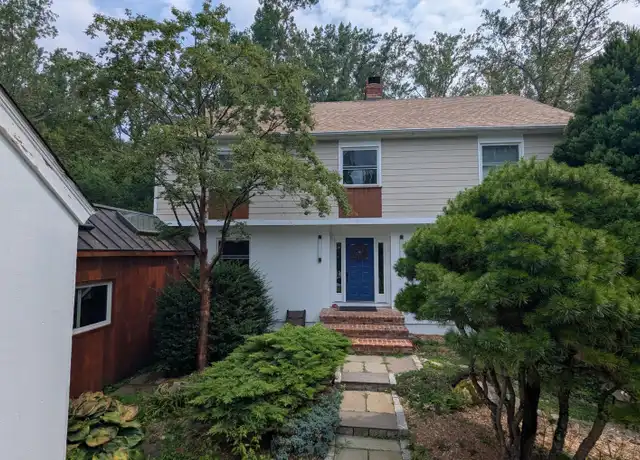 Property at 7 Joann Cir, Westport, CT, 06880, 5 beds, 3.5 baths, [object Object]