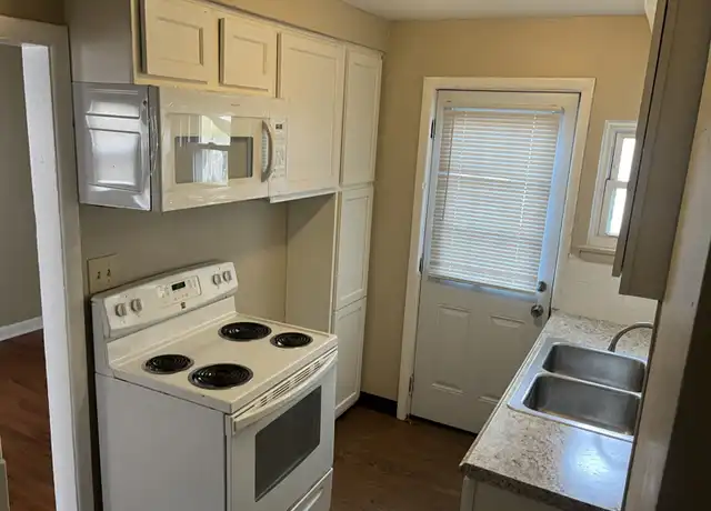 Property at 1023 E Weber Rd Unit 1023, Columbus, OH, 43211, 2 beds, 1 bath, [object Object]