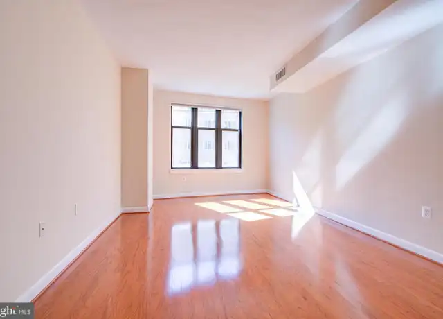 Property at 400 Massachusetts Ave NW #404, Washington, DC, 20001, 0 beds, 1 bath, [object Object]