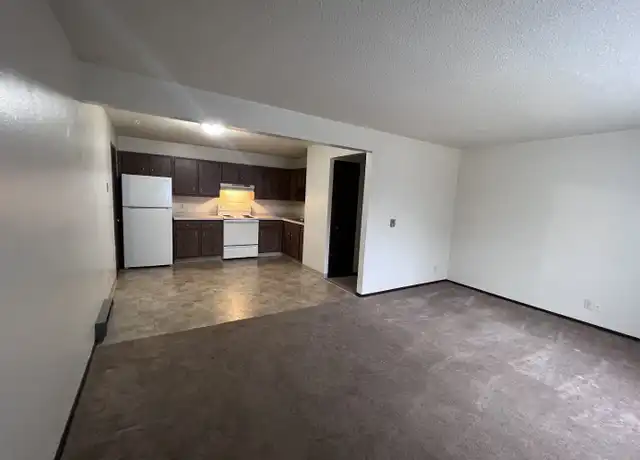 Property at 4325 Kennedy Dr Unit 103, Racine, WI, 53404, 2 beds, 1 bath, [object Object]