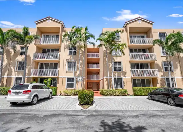 Property at 619 E Sheridan St #303, Dania, FL, 33004, 2 beds, 2 baths, [object Object]