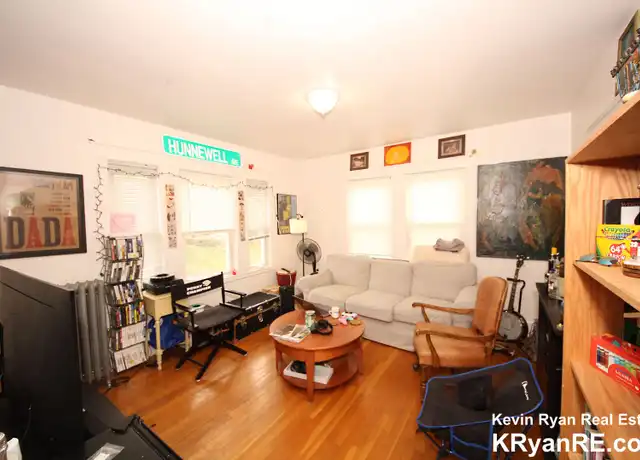 Property at 19 Breck Ave, Boston, MA, 02135, 3 beds, 1 bath, [object Object]