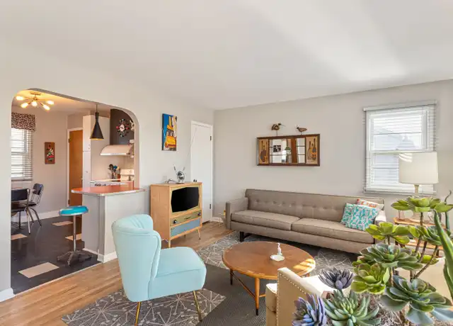 Property at 7510 Cass St, Omaha, NE, 68114, 2 beds, 1 bath, [object Object]