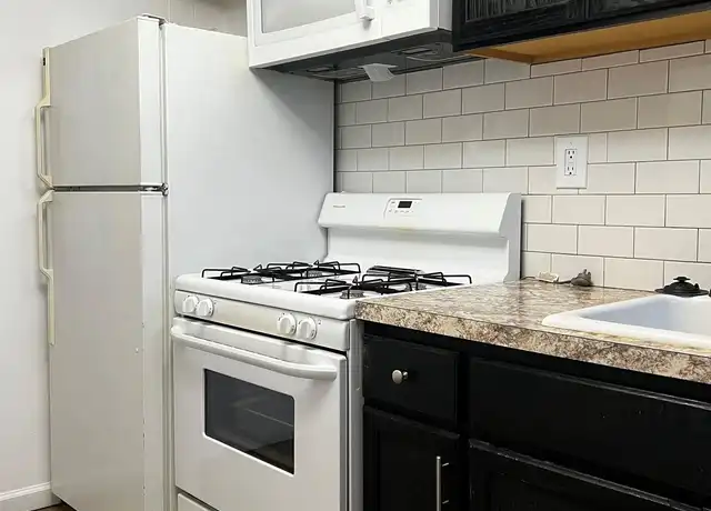 Property at 95 Albany St #3, Poughkeepsie, NY, 12601, 1 bed, 1 bath, [object Object]
