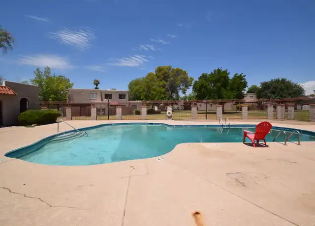 Property at 600 S Dobson Rd #204, Mesa, AZ, 85202, 2 beds, 1 bath, [object Object]