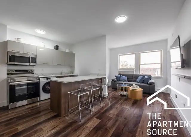 Property at 1555 W Hollywood Ave Unit 311, Chicago, IL, 60660, 2 beds, 1 bath, [object Object]