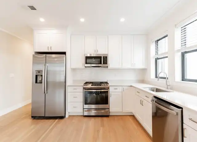 Property at 285 Lamartine St Unit 2, Jamaica Plain, MA, 02130, 4 beds, 2 baths, [object Object]