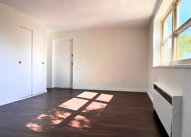 Property at 1998 Delaware Ave Unit 5, Buffalo, NY, 14216, 1 bed, 1 bath, [object Object]