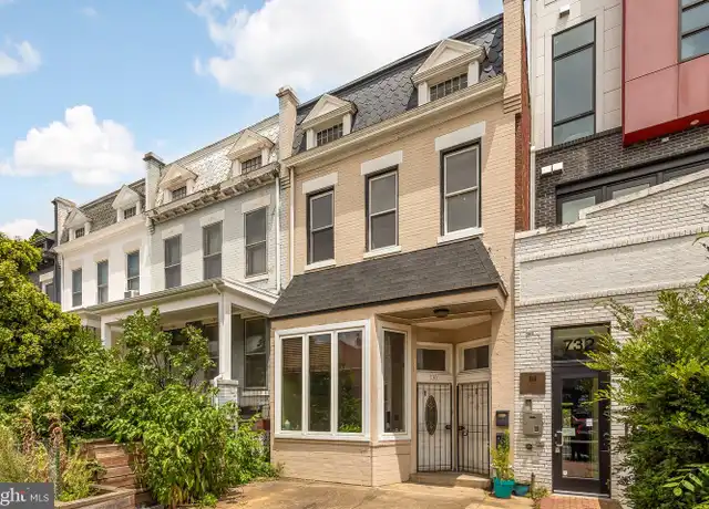 Property at 730 15th St SE Unit 2, Washington, DC, 20003, 3 beds, 1 bath, [object Object]