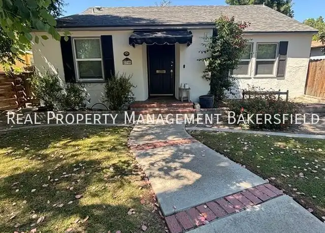 Property at 2700 17th St, Bakersfield, CA, 93301, 3 beds, 2 baths, [object Object]