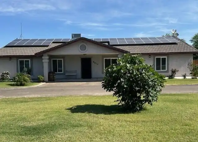 Property at 8610 E Waterford Cir, Mesa, AZ, 85212, 4 beds, 2 baths, [object Object]