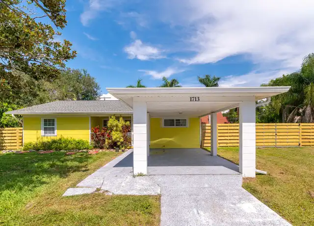 Property at 1713 26th St W, Bradenton, FL, 34205, 2 beds, 1 bath, [object Object]