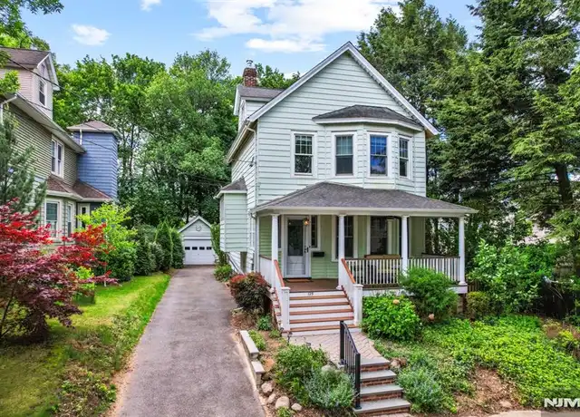 Property at 125 Large Ave, Hillsdale, NJ, 07642, 3 beds, 1.5 baths, [object Object]