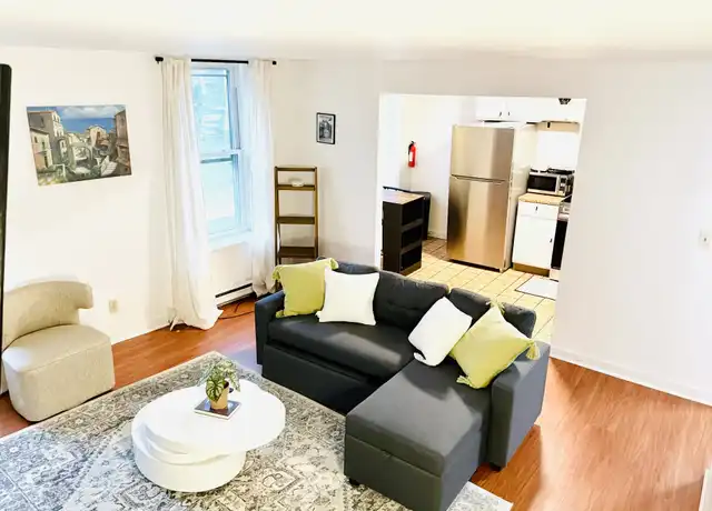 Property at 37 Ten Broeck St Unit 3rd Floor, Albany, NY, 12210, 1 bed, 1 bath, [object Object]
