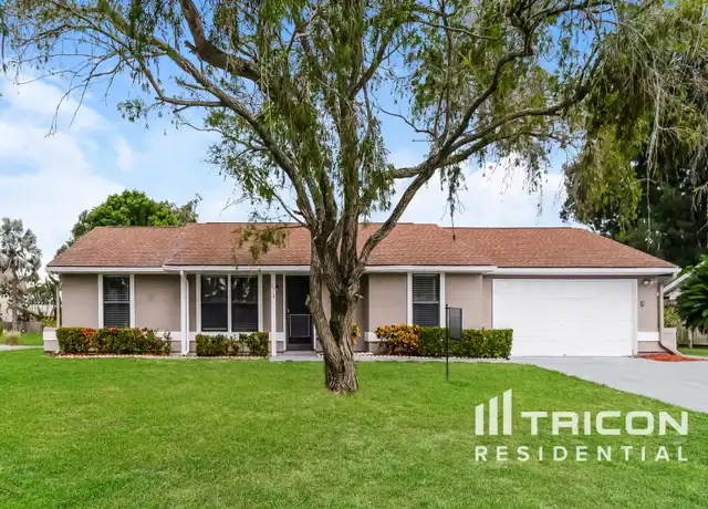 Property at 6714 35th Ave W, Bradenton, FL, 34209, 2 beds, 2 baths, [object Object]