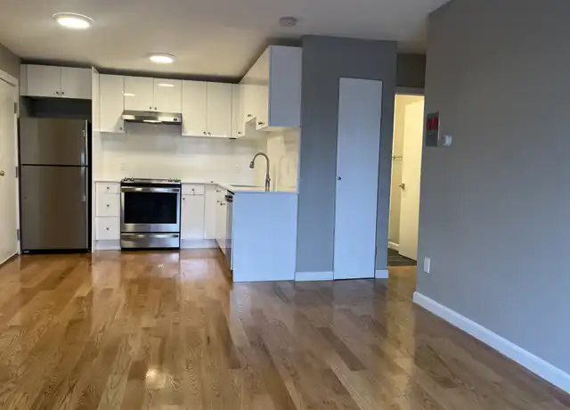 Property at 226 Parker Hill Ave Unit 2, Boston, MA, 02120, 2 beds, 1 bath, [object Object]