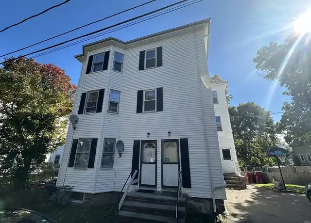 Property at 3 Shaw Ave Unit 2, Middleborough, MA, 02346, 3 beds, 1 bath, [object Object]