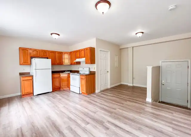Property at 990 Wethersfield Ave #112, Hartford, CT, 06114, 1 bed, 1 bath, [object Object]