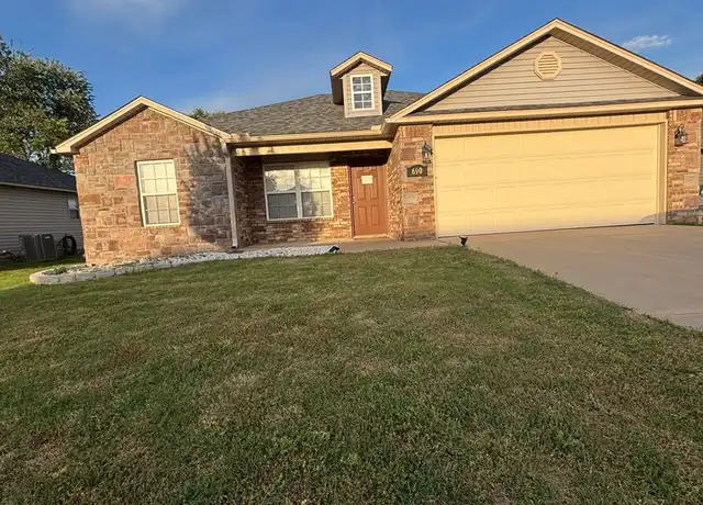 Property at 690 Morningside Dr, Centerton, AR, 72719, 3 beds, 2 baths, [object Object]