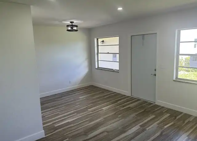 Property at 4 Vista Gardens Trl #105, Vero Beach, FL, 32962, 1 bed, 2 baths, [object Object]