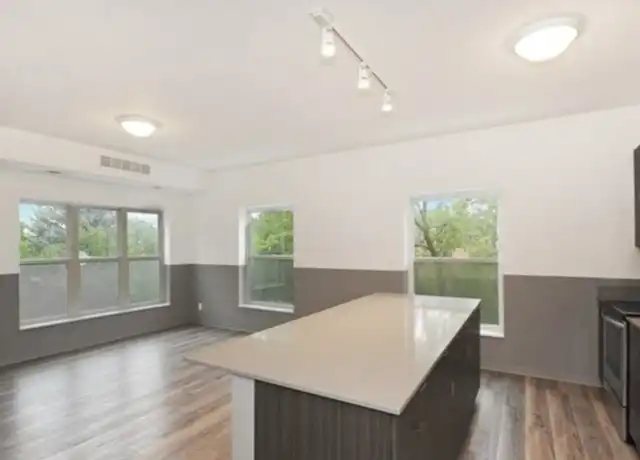 Property at 617 10th Ave SE Unit 202, Minneapolis, MN, 55414, 4 beds, 3 baths, [object Object]