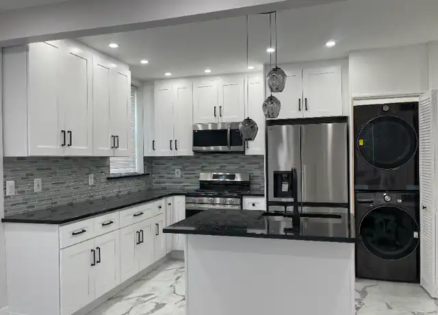 Property at 121 Linden Rd Unit 1, Roselle, NJ, 07203, 1 bed, 1 bath, [object Object]