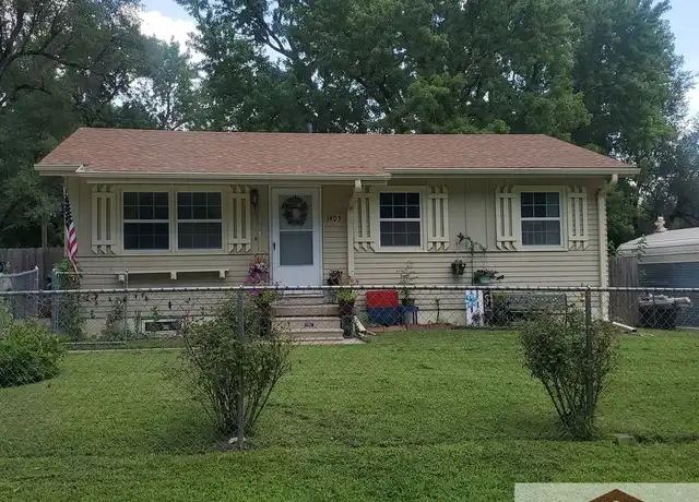 Property at 1405 Bel Air Dr, Junction City, KS, 66441, 3 beds, 2 baths, [object Object]