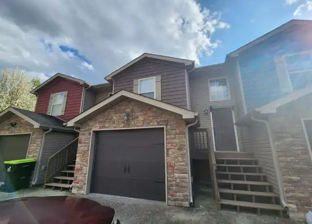 Property at 987 S Ash Ridge Dr Unit B, Clarksville, TN, 37042, 3 beds, 2 baths, [object Object]