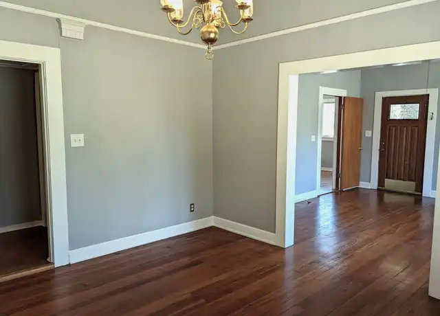Property at 200 Thompson St, Hattiesburg, MS, 39401, 2 beds, 1.5 baths, [object Object]