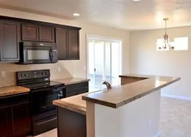 Property at 5692 S Moonfire Way, Boise, ID, 83709, 4 beds, 2.5 baths, [object Object]